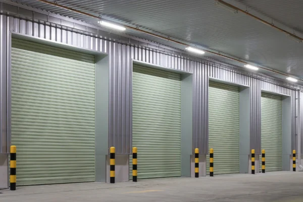 Manual vs. Automatic Roller Shutters Dubai